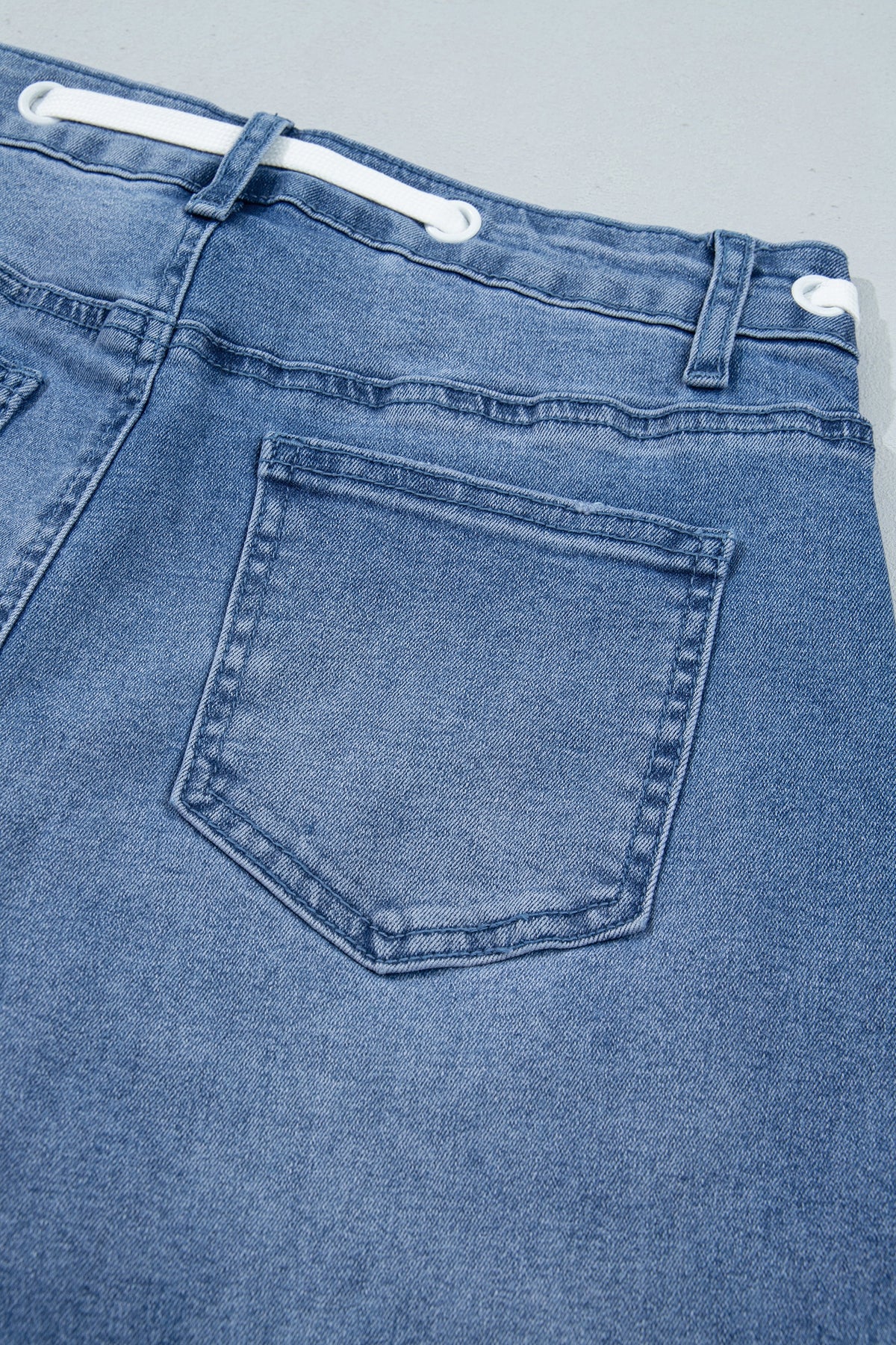 Beau Blue Solid Patchwork Grommet Tie Waist Loose Ankle-Length Jeans