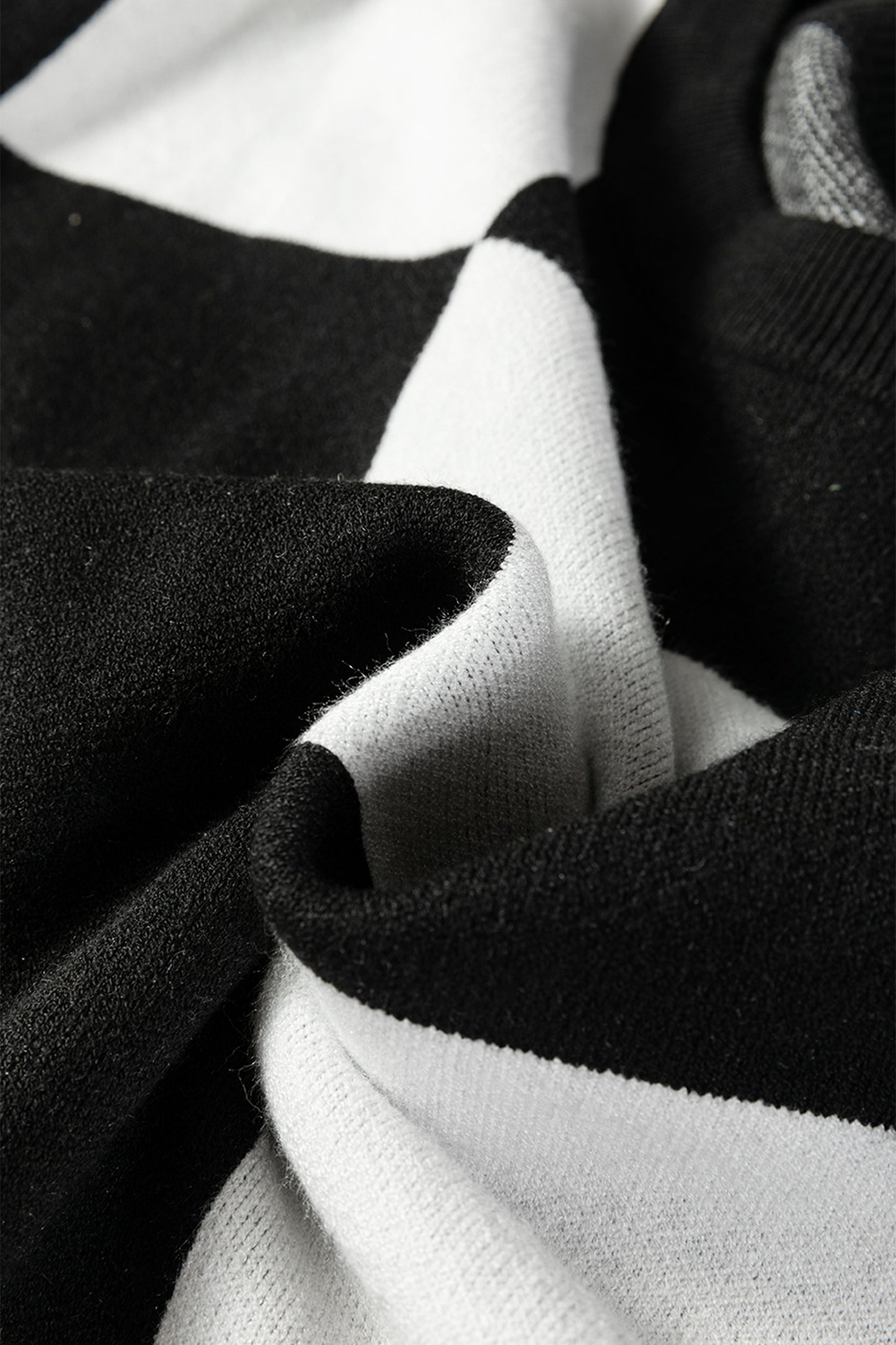 Black Checkered Pattern Loose Drop Shoulder Half Sleeve Sweater